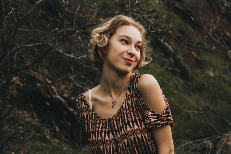 Free Image of A woman in a dress 