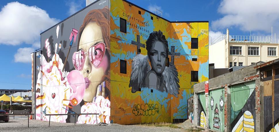 Free Image of Colorful mural on urban building 