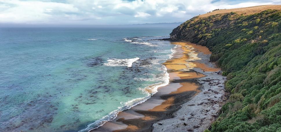 Free Image of Scenic coastline with a sandy beach 