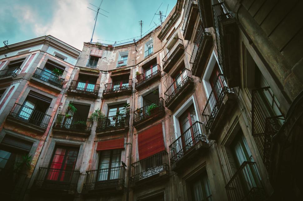 Free Image of Charming curved street with European buildings 