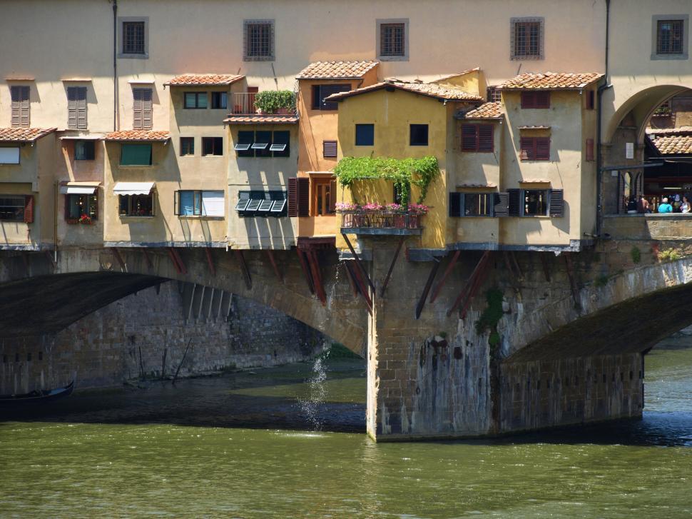 Free Image of Historic buildings on an ancient bridge 