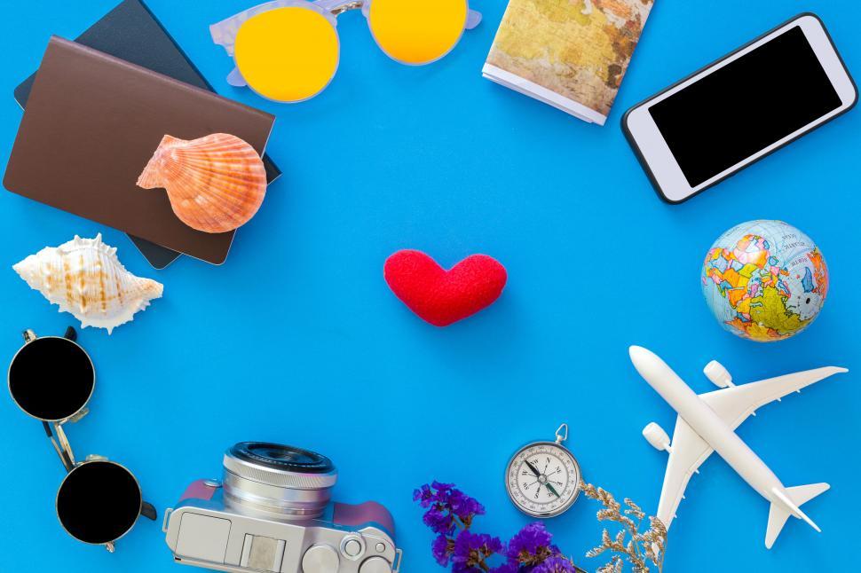 Free Image of Travel and vacation flat lay with accessories 