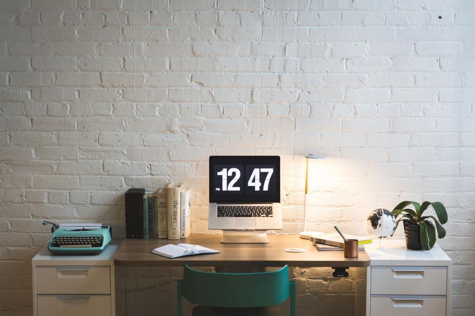 Free Image of Minimalist home office setup with laptop 