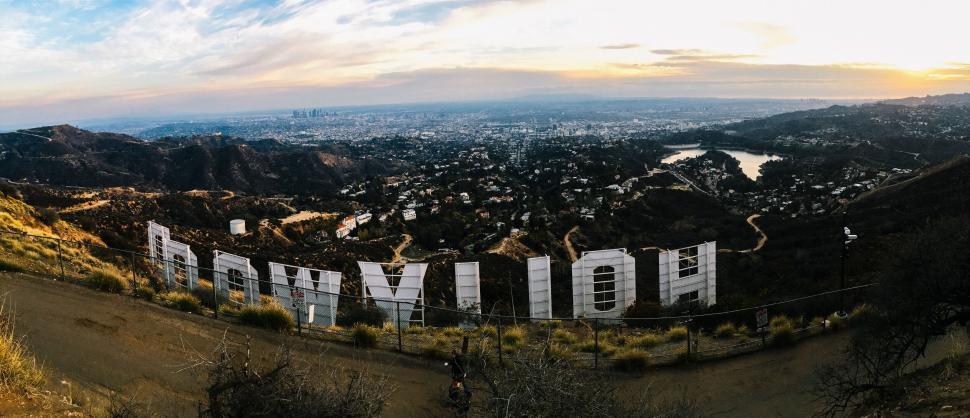 Free Image of Iconic Hollywood Sign Overlooking Los Angeles 