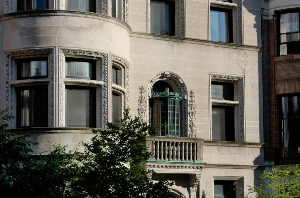 Free Image of Historic building with ornate architecture 