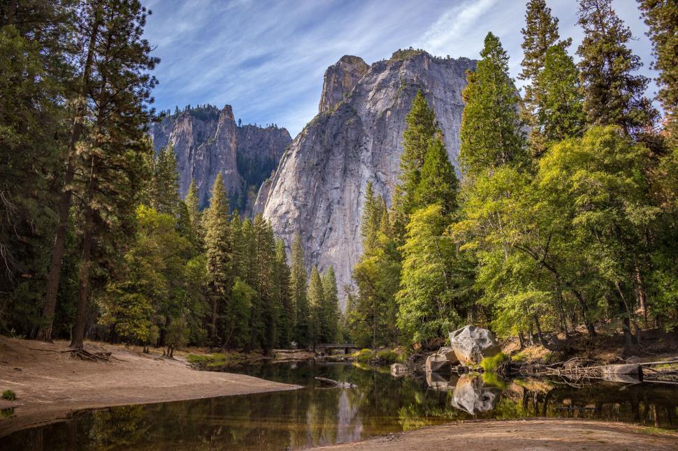 Free Image of Majestic El Capitan towering over river 