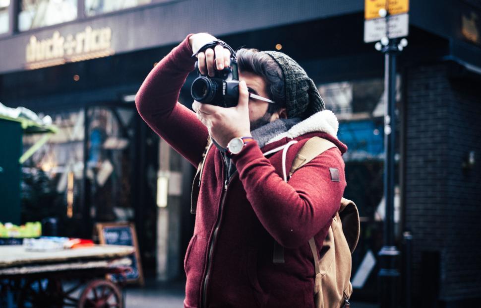 Free Image of Photographer capturing a candid moment 