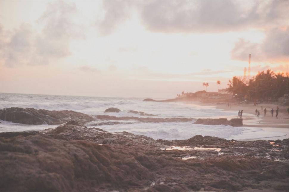 Free Image of Soft focus of rocky shore at twilight 