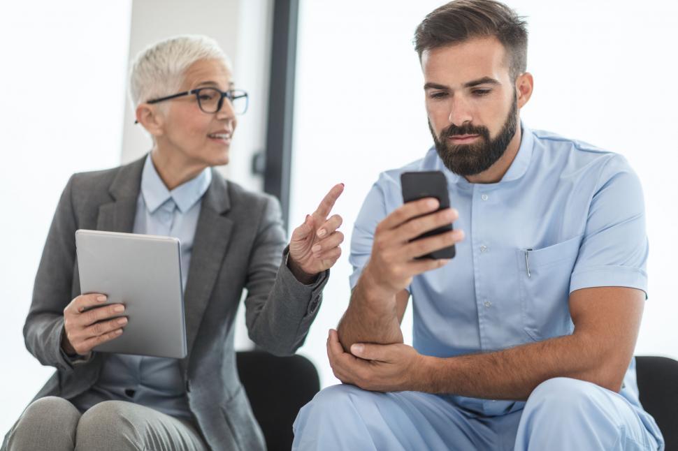 Free Image of Professional consultation in modern office 