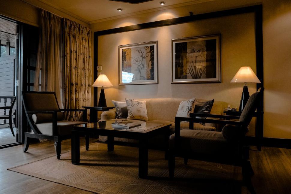 Free Image of Cozy living room with elegant decor 