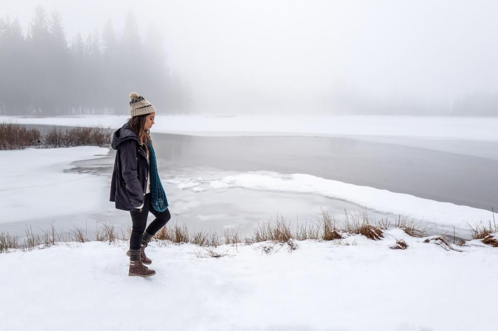 Free Image of Solitary figure in a snowy landscape 