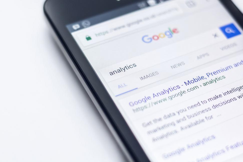 Free Image of Close-up of Google Analytics on a smartphone 