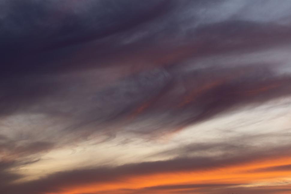 Free Image of Colorful sunset skies with dramatic clouds 