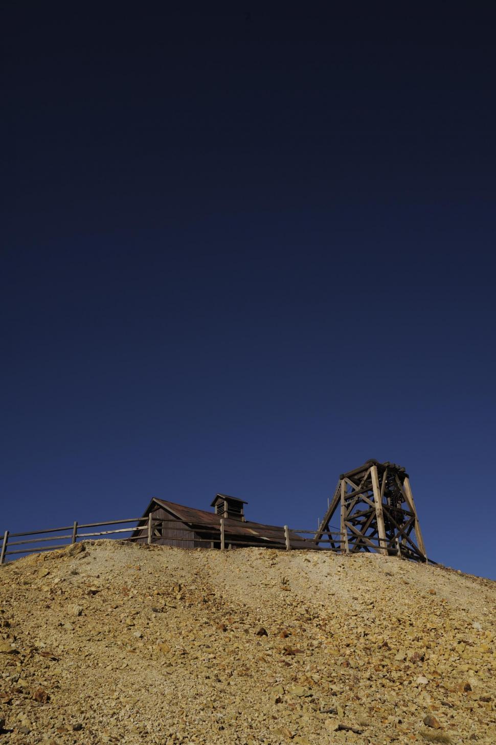 Free Image of Wooden Cabin 