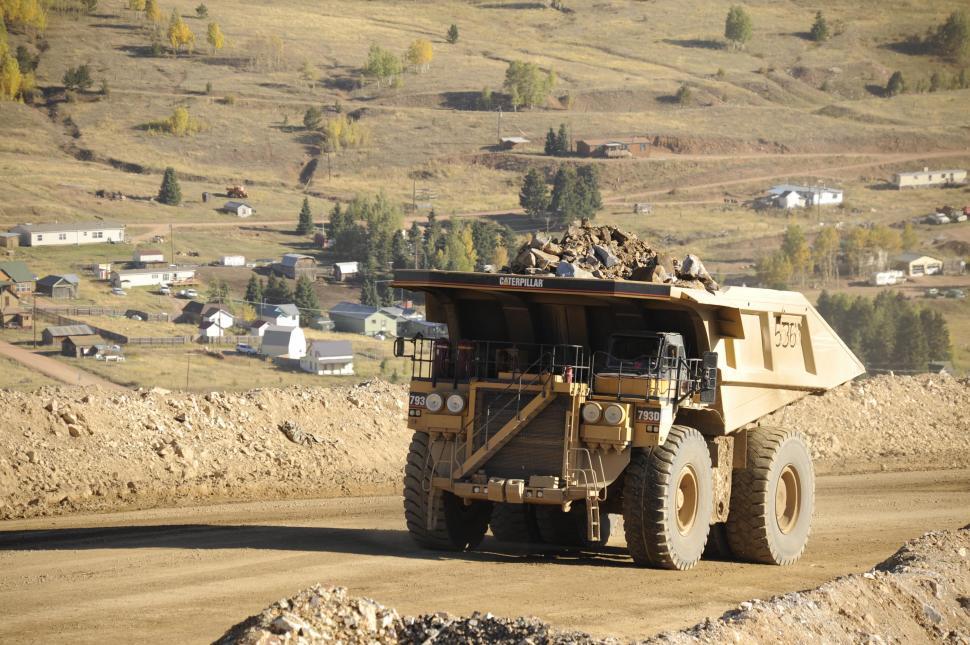 Free Image of Haul truck 