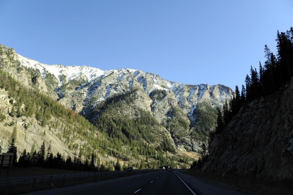Free Image of Mountain Range 
