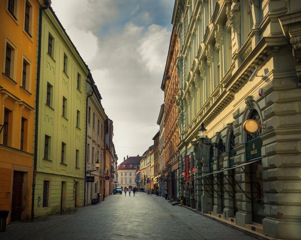 Free Image of Historic European street in morning light 