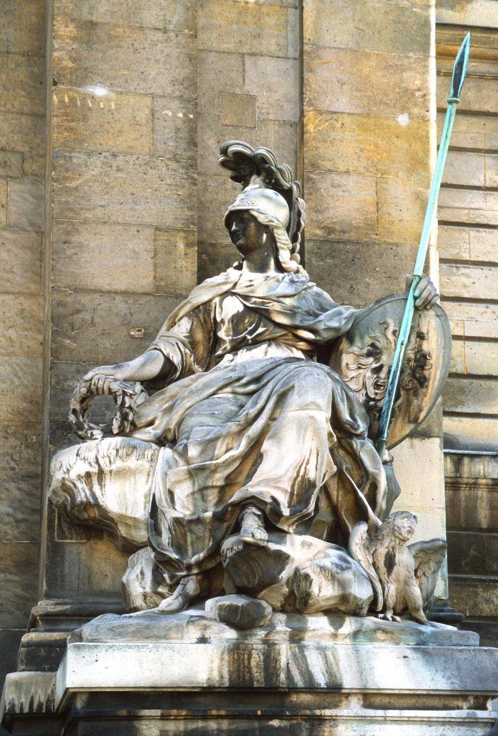 Free Image of Eroding sculputure 