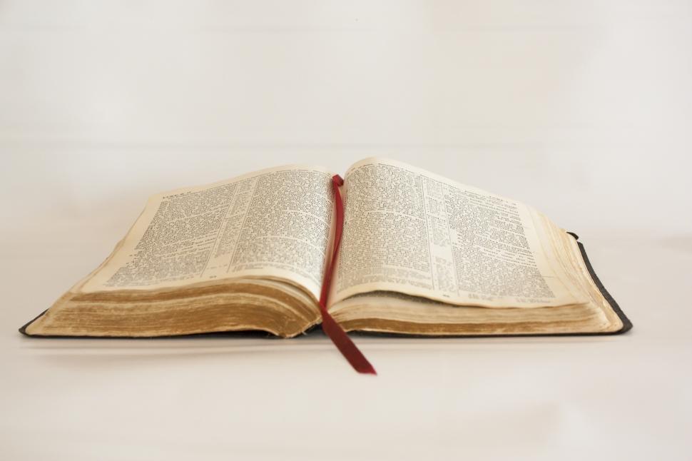 Free Image of The Bible 