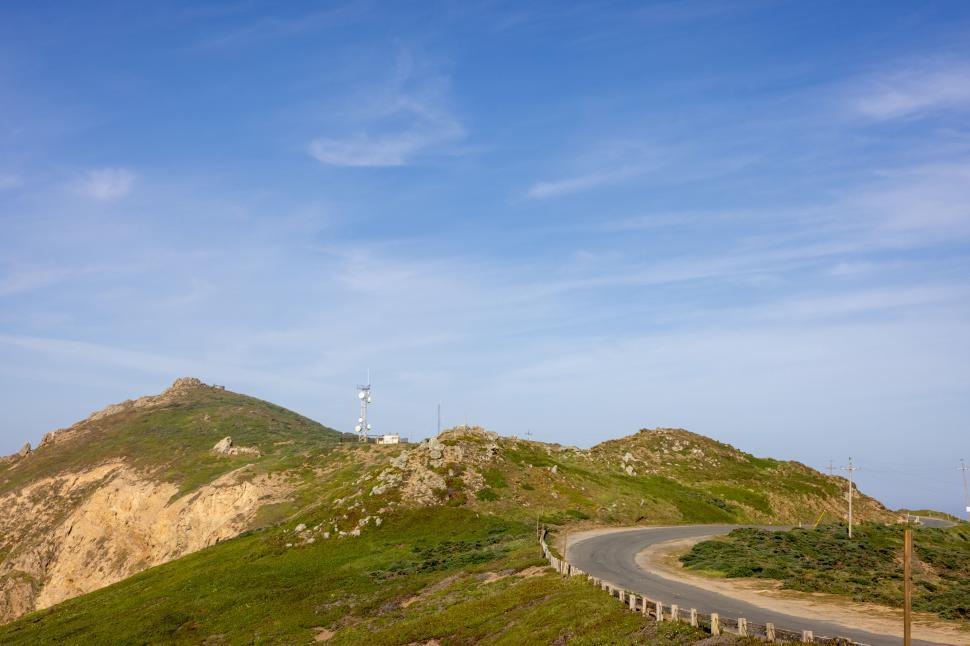 Free Image of Curvy road along coastal mountains 