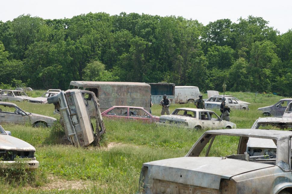 Free Image of Junkyard paintball players  
