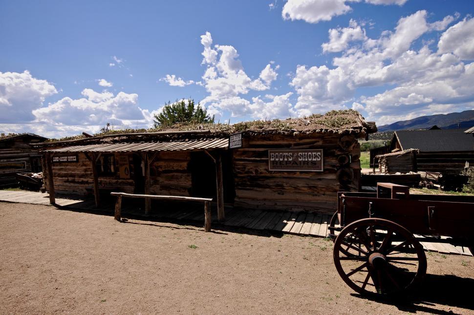Free Image of Boot and shoe repair shop 