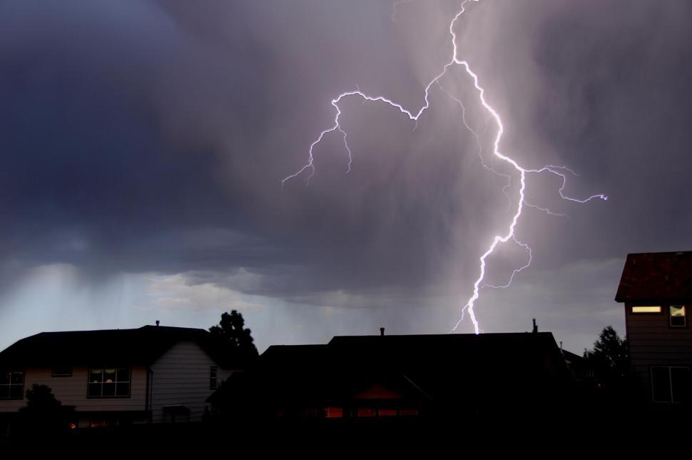 Free Image of View of Lightning bolt 