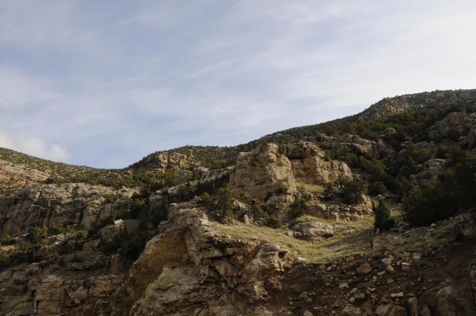 Free Image of Jagged mountainside 