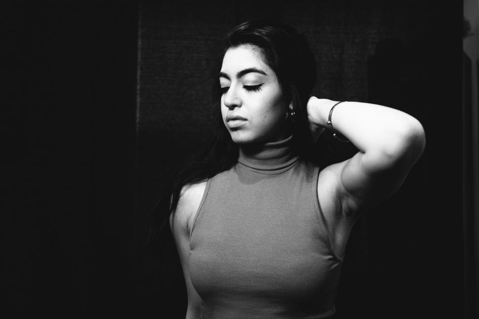 Free Image of Monochrome woman s portrait with a twist 