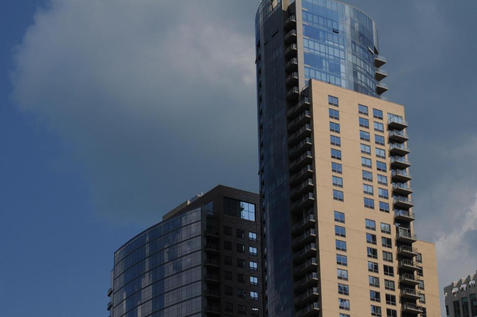 Free Image of Two skyscrapers 