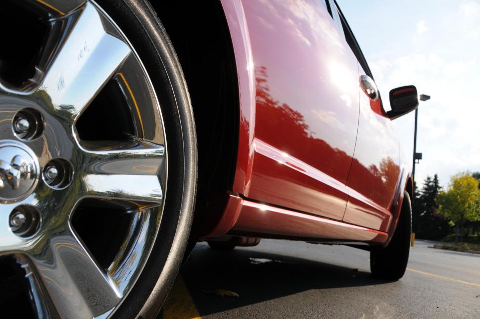 Free Image of Red Dodge Journey 