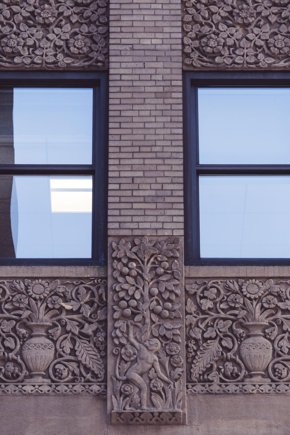 Free Image of Intricate sculptures and designs on facade 