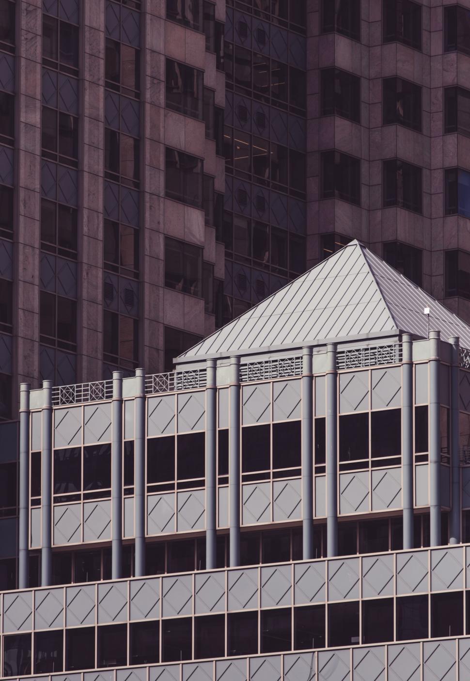 Free Image of Geometric rooftop design of an urban building 