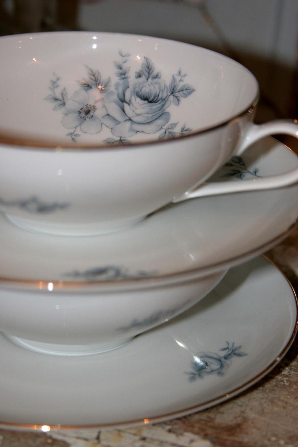 Free Image of Porcelain  