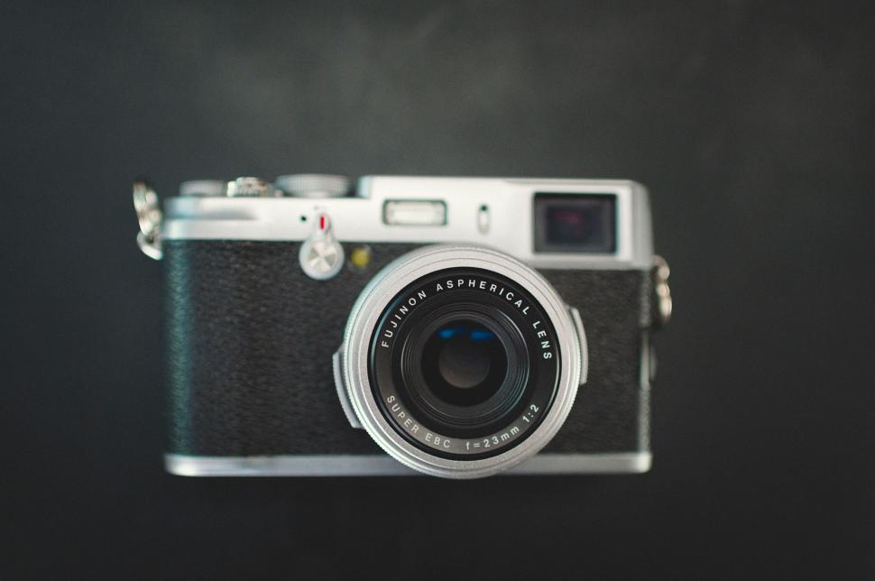 Free Image of Vintage camera on a dark background 