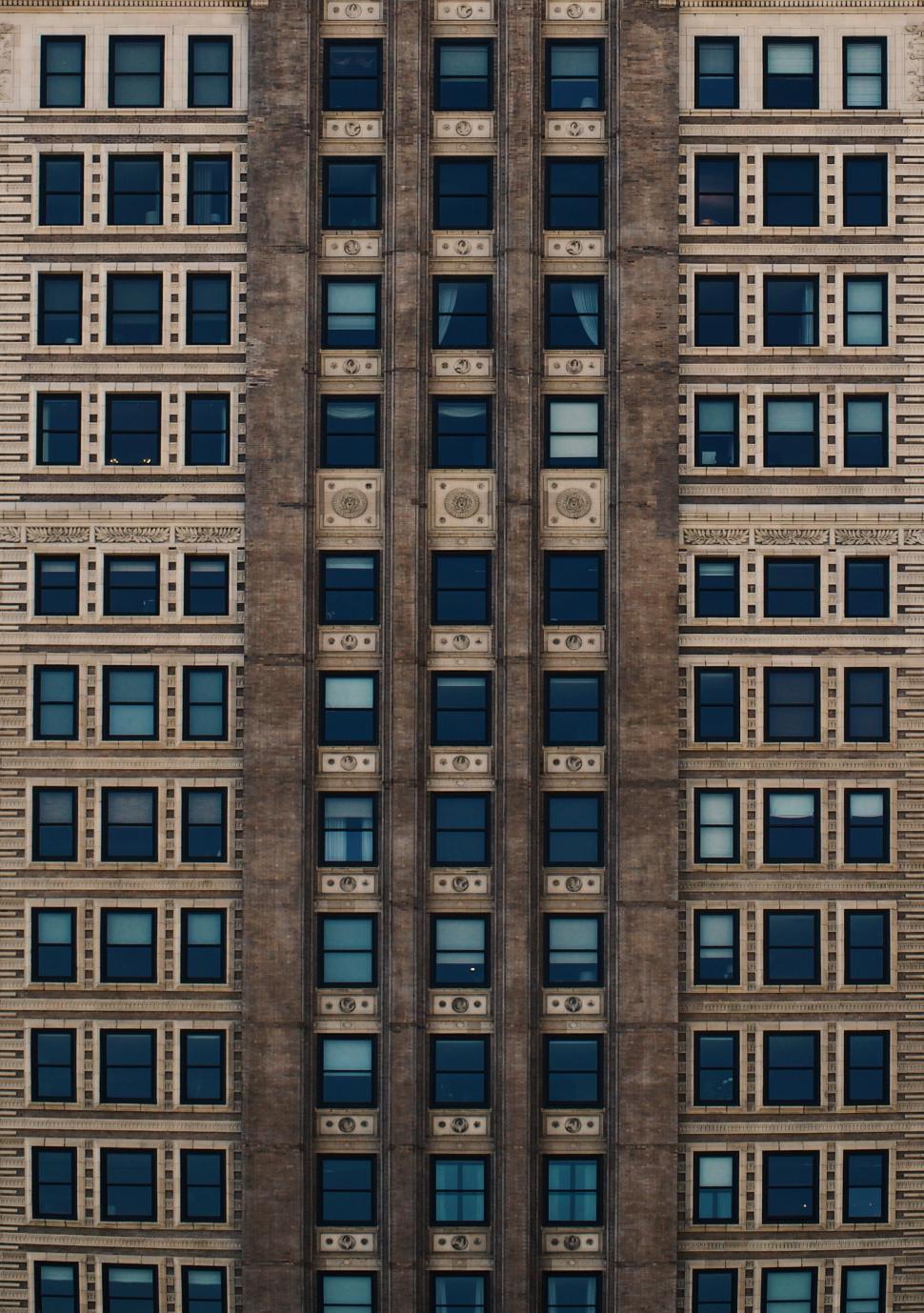 Free Image of Facade of a high-rise building 