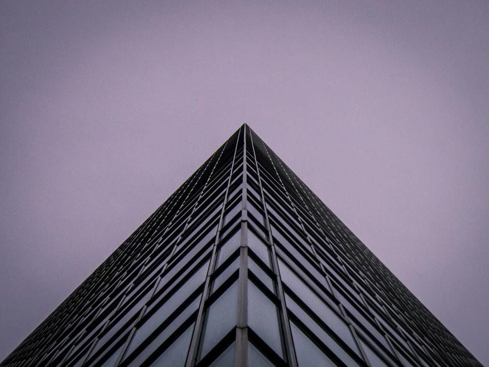 Free Image of Low angle view of a skyscraper apex 