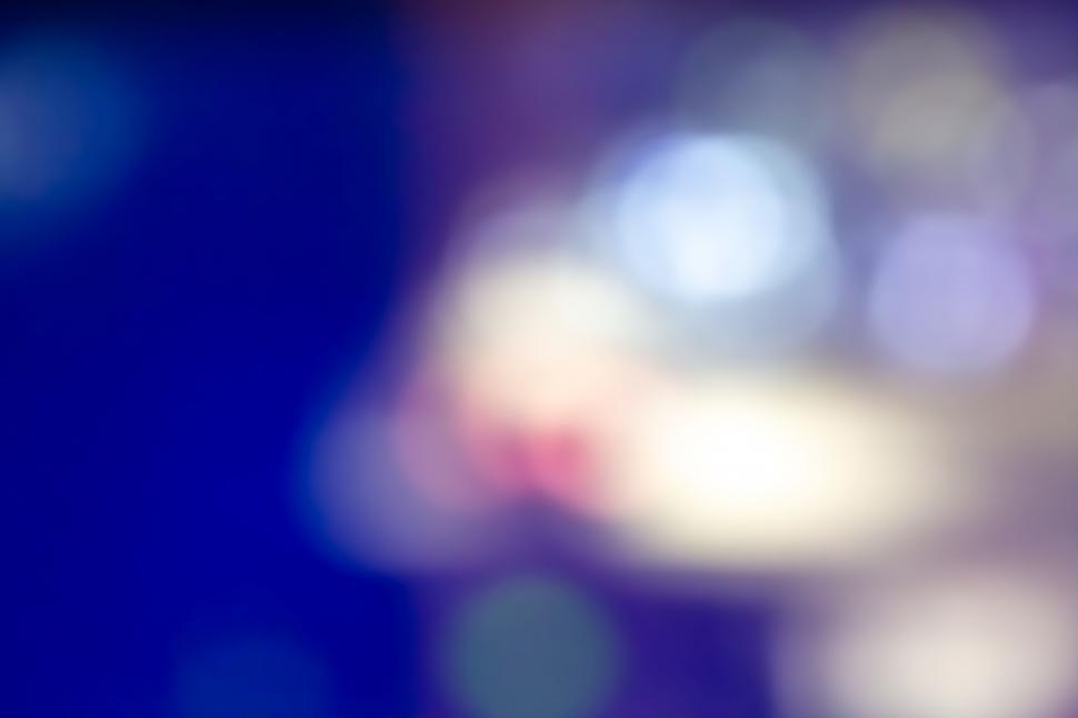 Free Image of Softly blurred abstract light bokeh background 