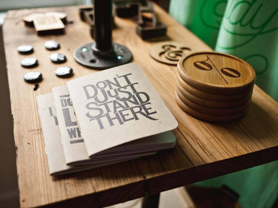 Free Image of Craft station with cards and badges 