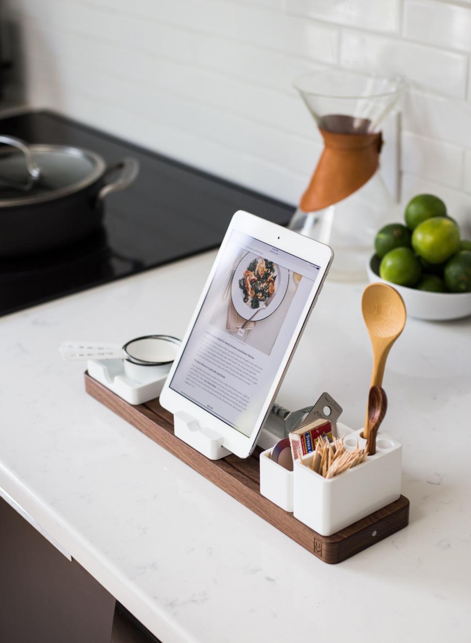 Free Image of Modern kitchen with tablet recipe holder 