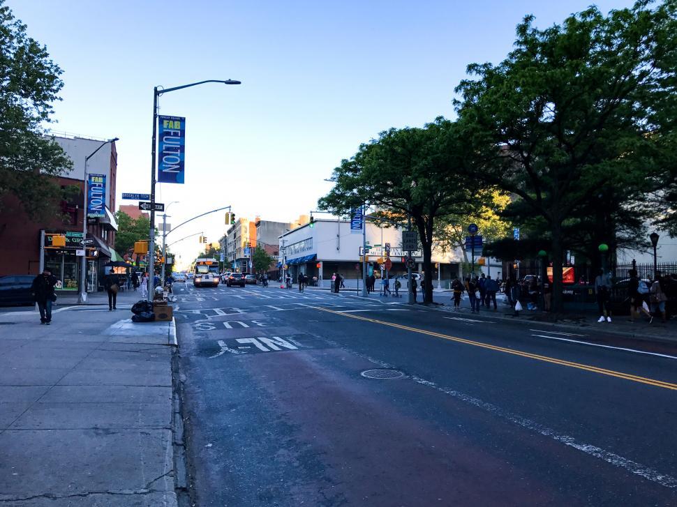 Free Image of Urban street scene at twilight 
