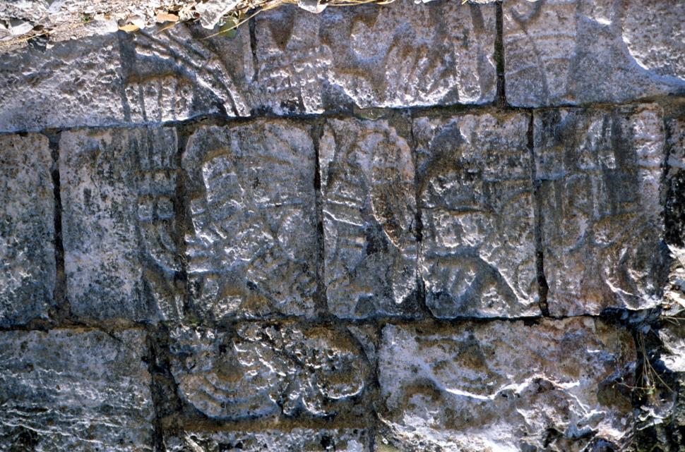 Free Image of Mayan artwork 
