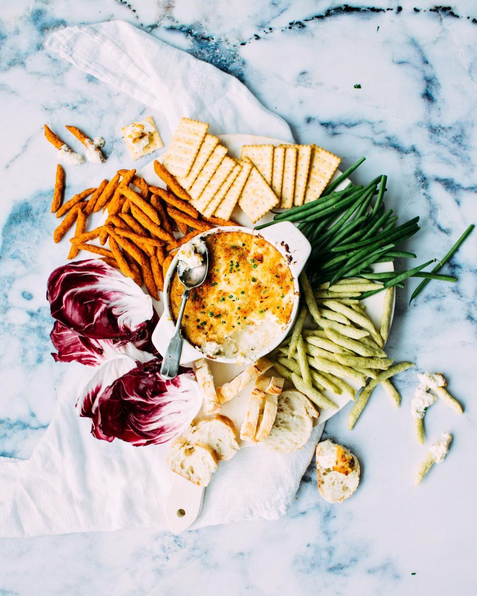 Free Image of Assorted appetizer platter with dip 