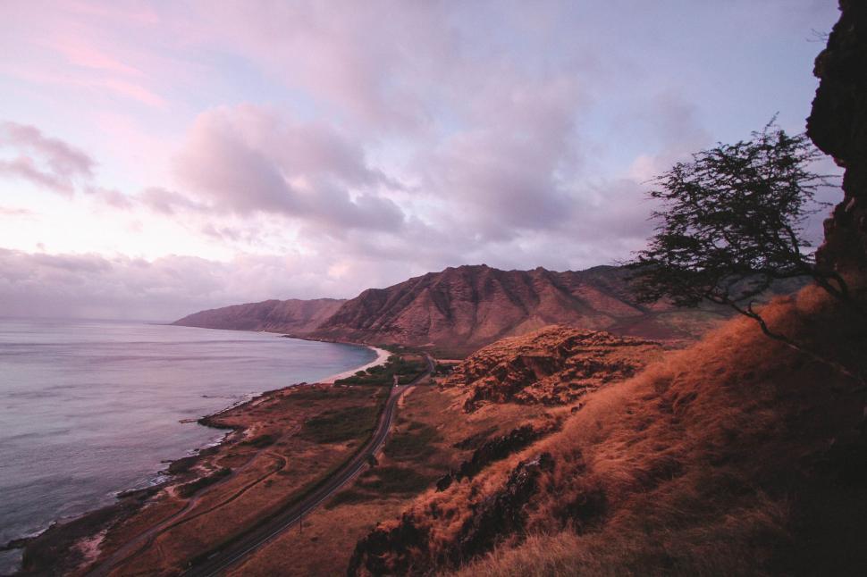 Free Image of Scenic coastal landscape at twilight 