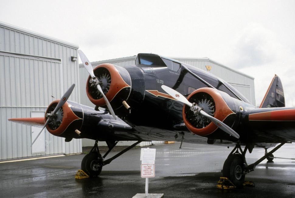 Free Image of Tri-prop plane 