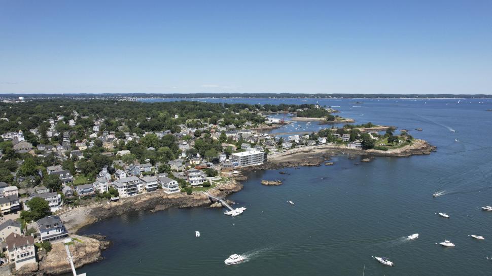 Free Image of Coastal town with boats and houses 