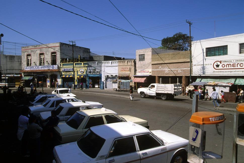 Free Image of Mexican street 