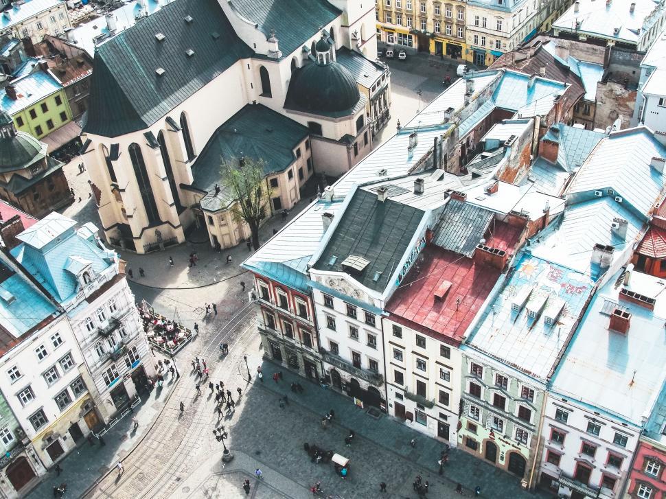 Free Image of Aerial view of town square with historic buildings around. 