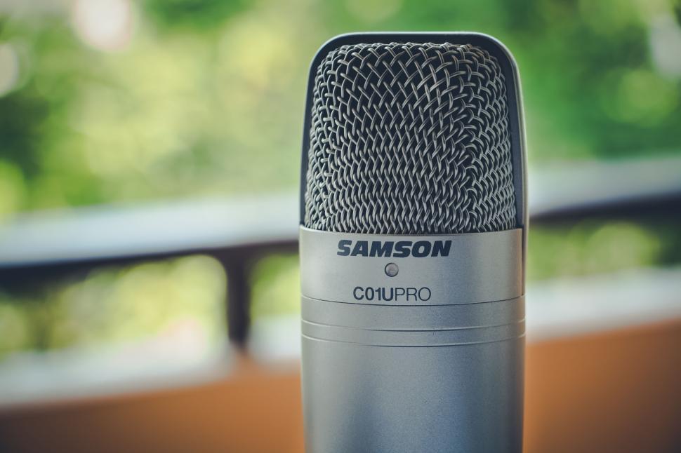 Free Image of Focused view of a professional microphone on a blurred background 
