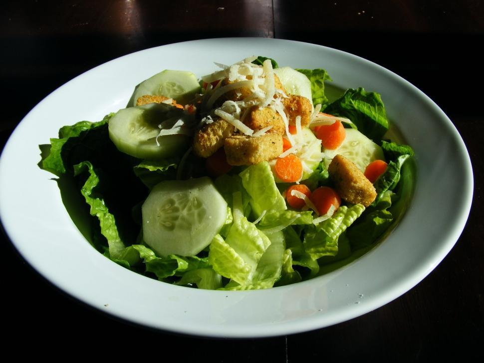 Free Image of Salad 
